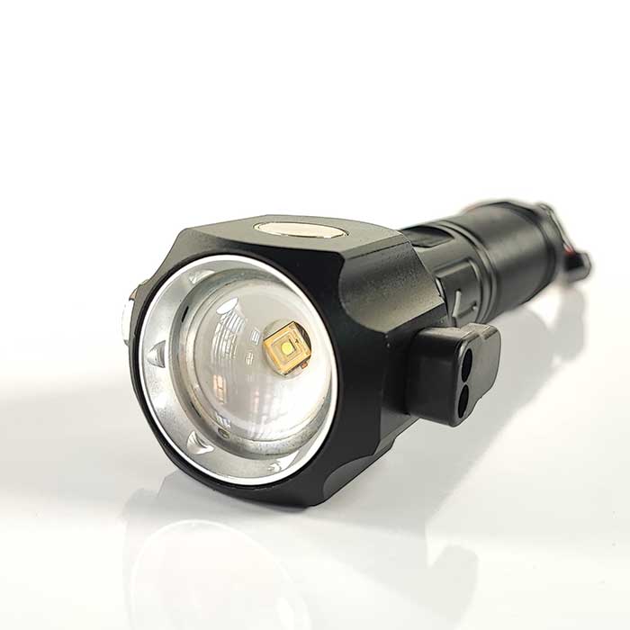 چراغ دستی و پیشانی